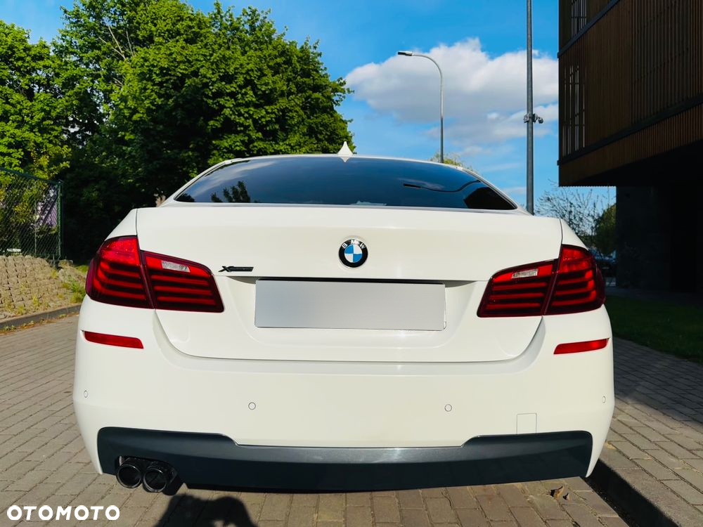 BMW Seria 5 520d xDrive - 37