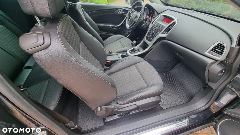 Opel Astra - 37