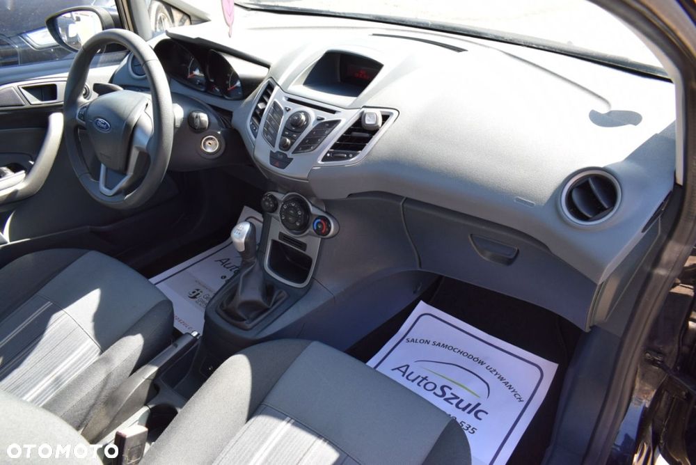 Ford Fiesta - 22