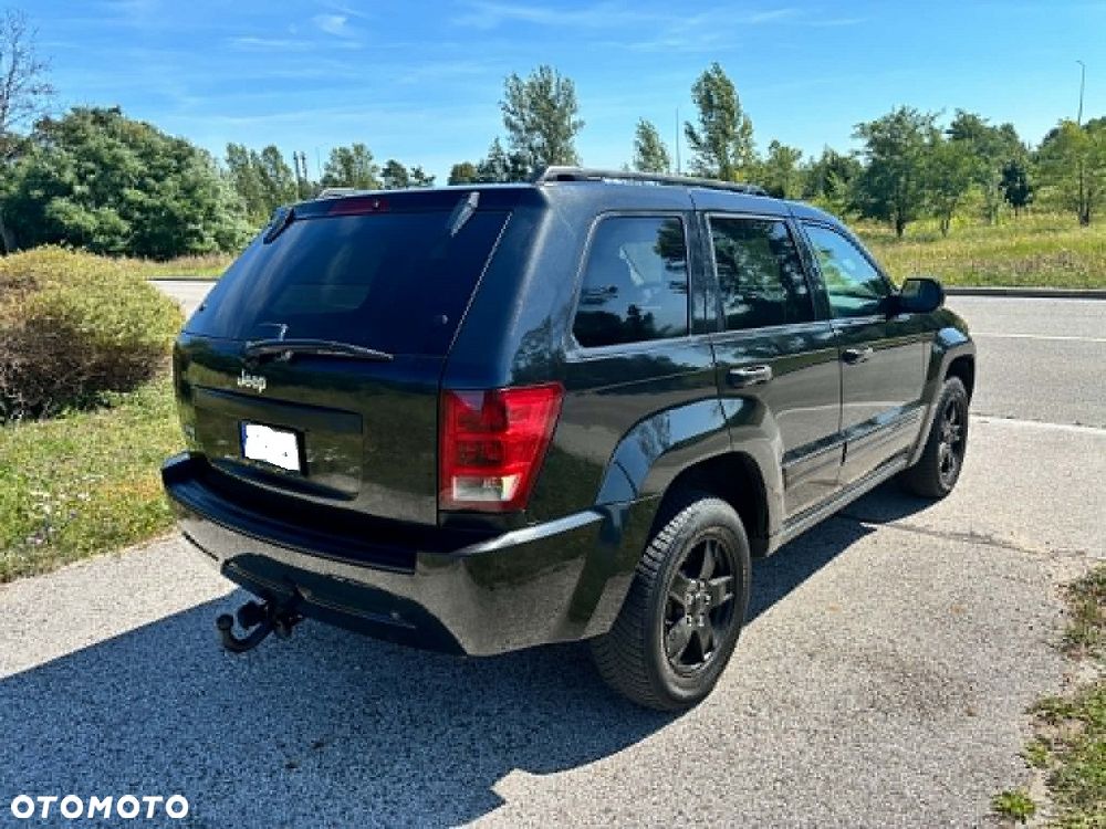 Jeep Grand Cherokee - 15