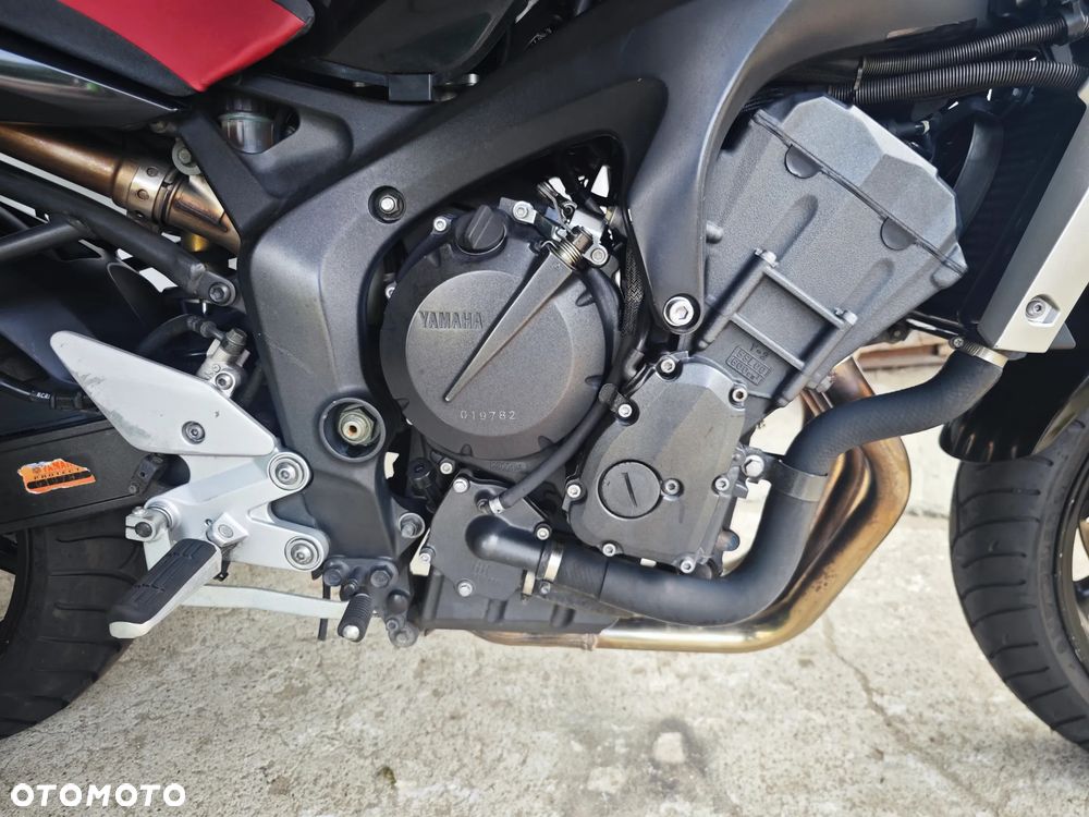 Yamaha FZ6 - 12