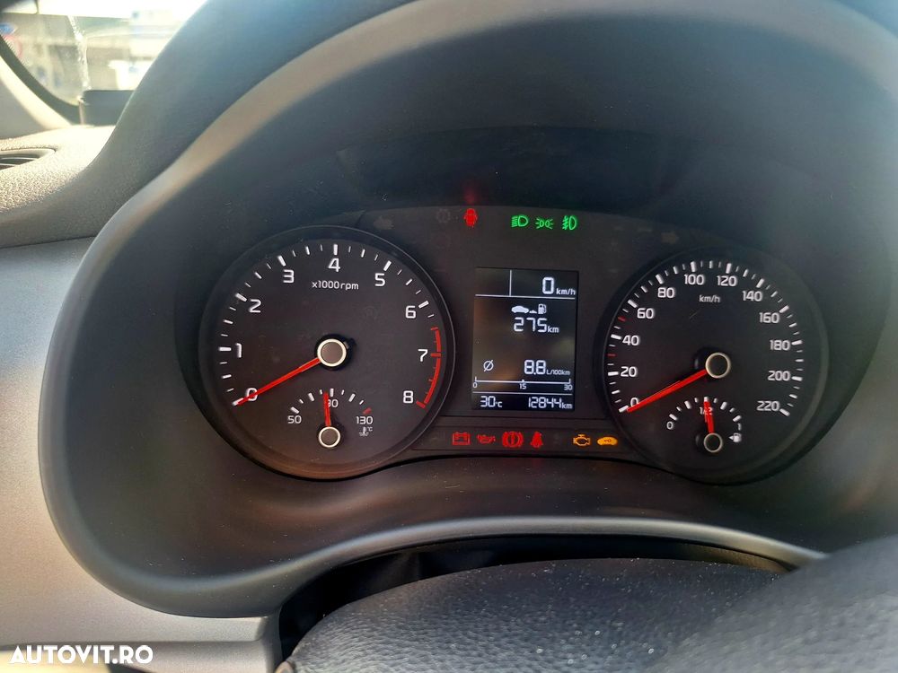 Kia Stonic 1.2 MPI 5MT Urban - 5