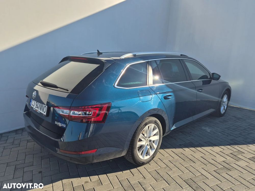 Skoda Superb 1.6 TDI DSG Style - 3