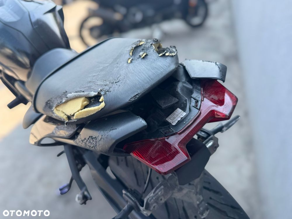 Yamaha MT - 22