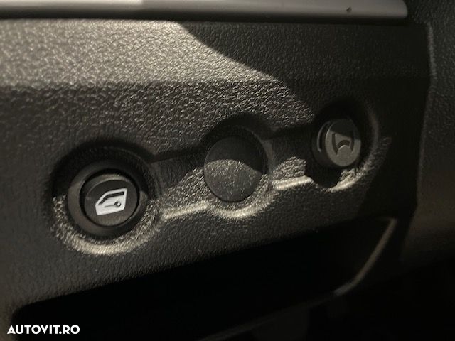 Aixam Crossover - 16