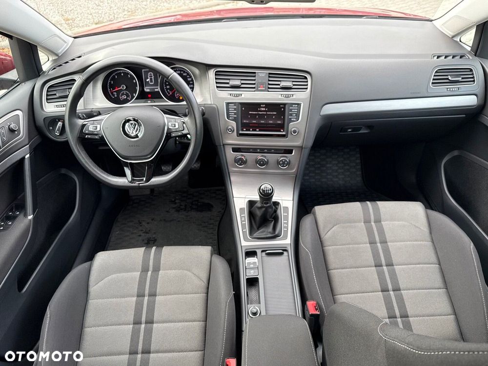 Volkswagen Golf 1.4 TSI BMT Comfortline - 15