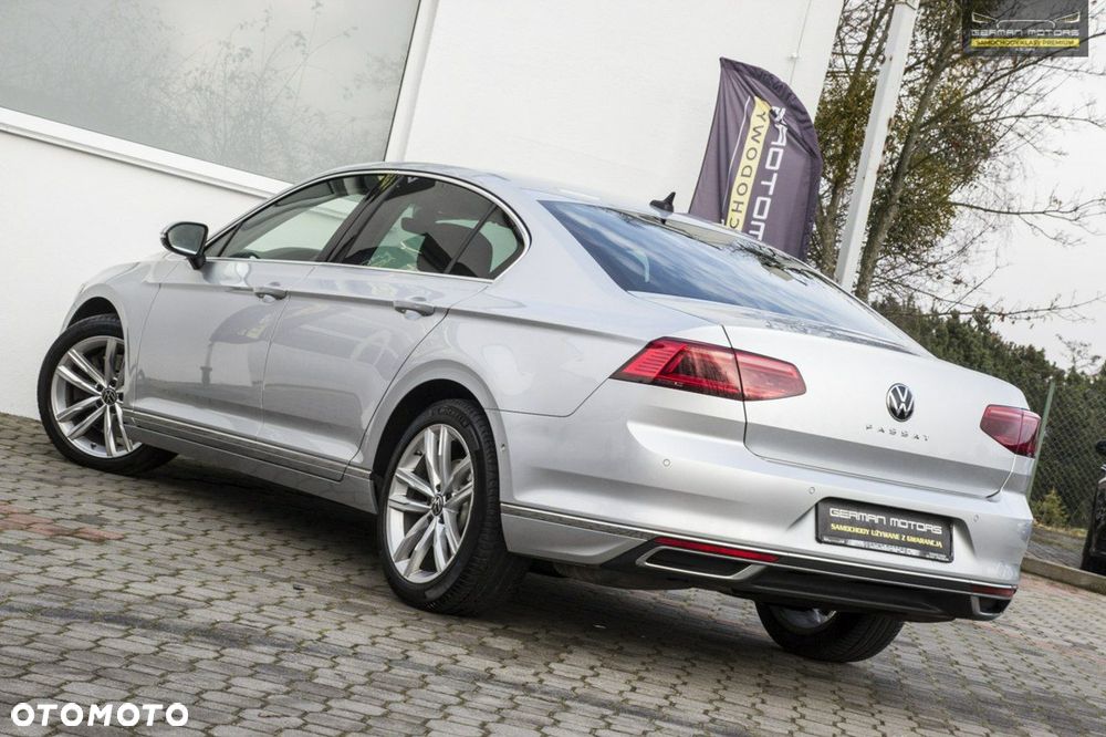 Volkswagen Passat - 5