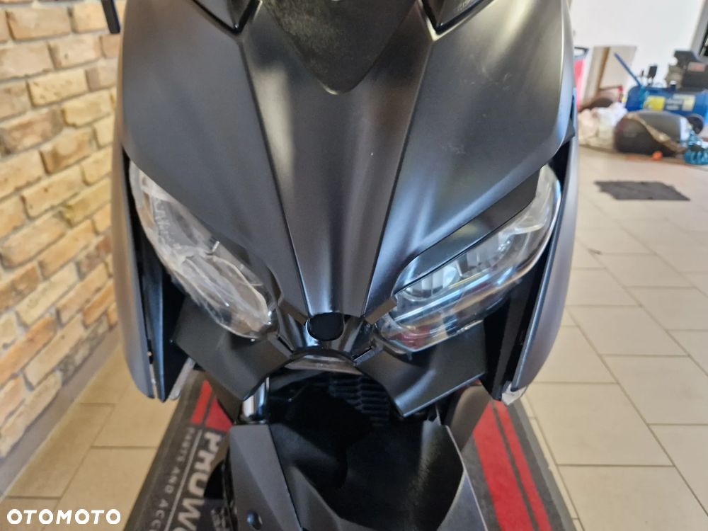 Yamaha X-max - 11
