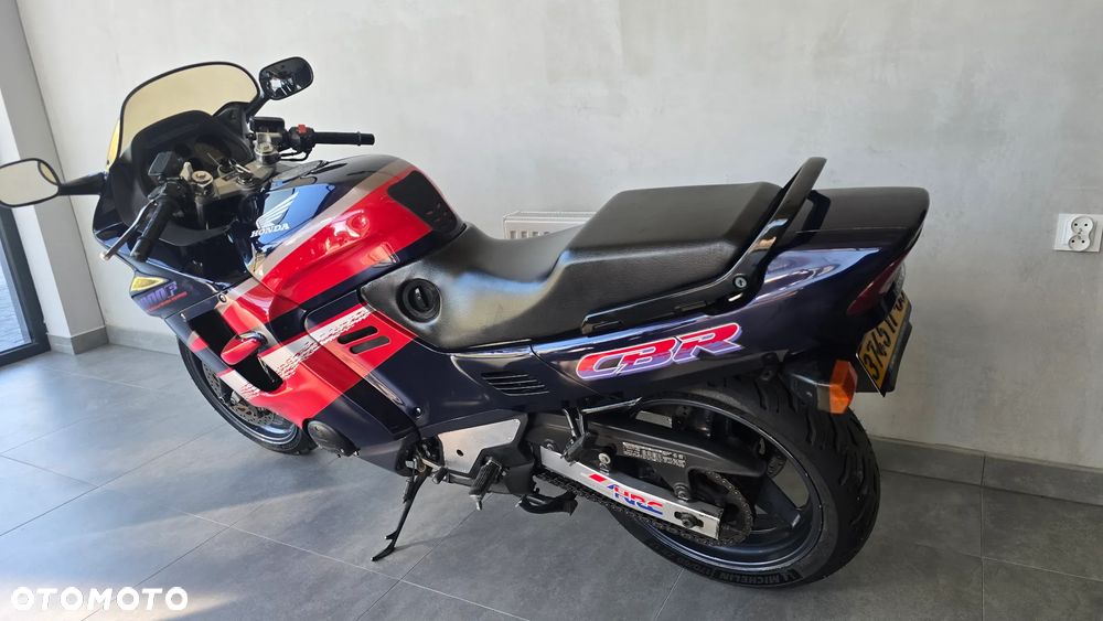 Honda CBR - 21