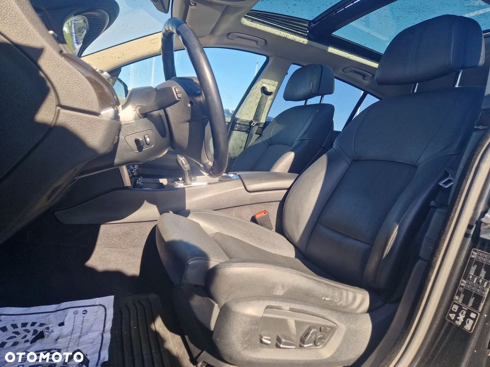 BMW Seria 5 - 16
