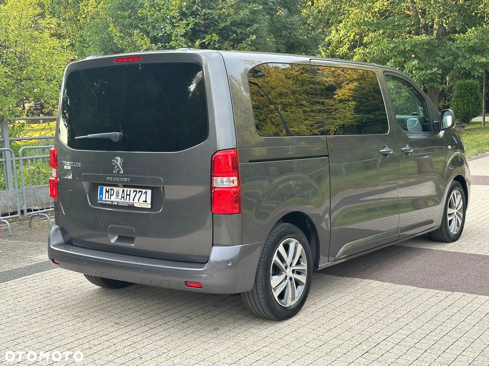 Peugeot Traveller L2 2.0 EAT8 Business VIP - 3