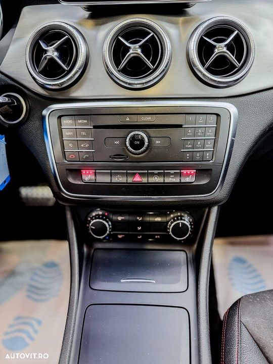 Mercedes-Benz CLA - 22