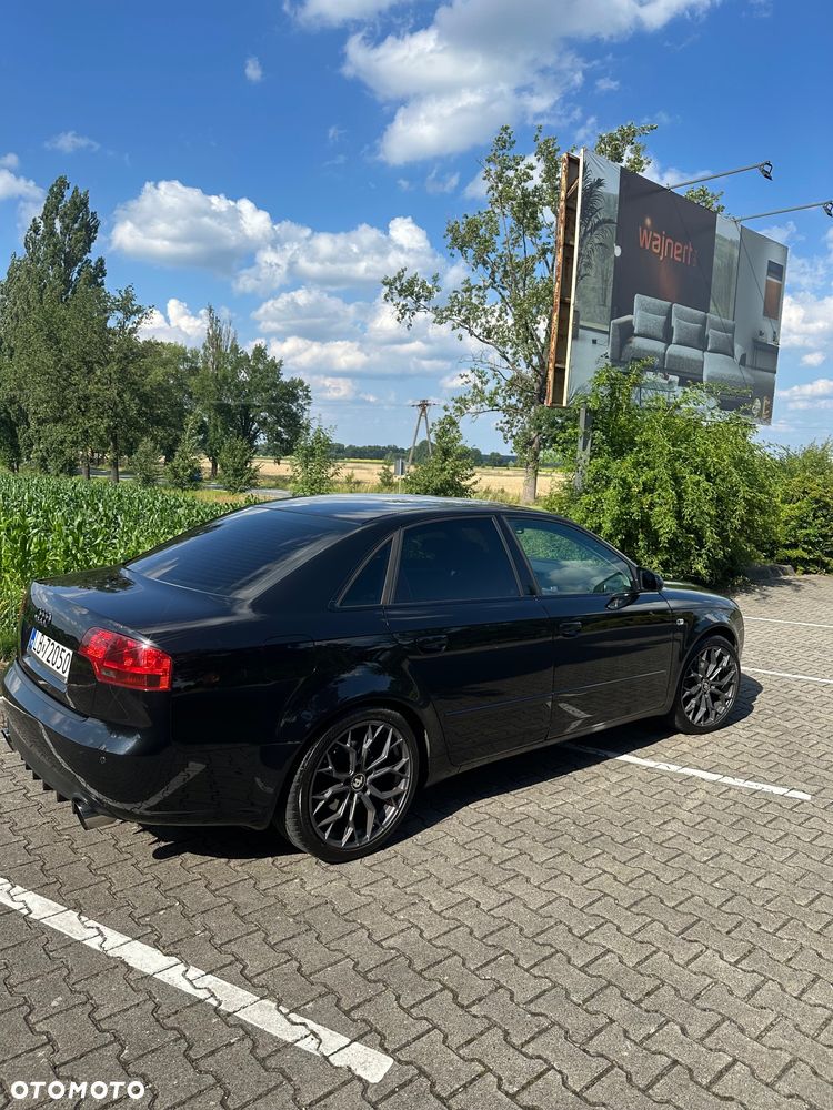 Audi A4 Limousine 2.0 T FSI quattro - 21
