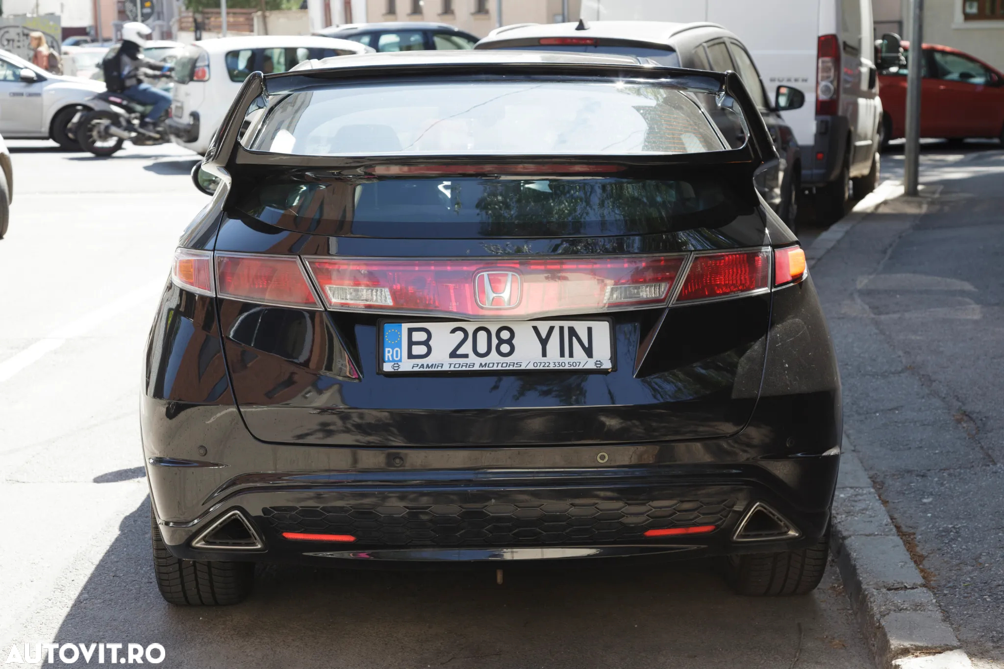 Honda Civic 1.8 TypeS Plus - 3