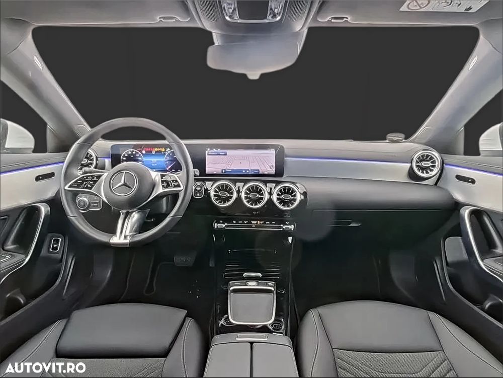 Mercedes-Benz CLA 180 7G-DCT Progressive Line Advanced - 7