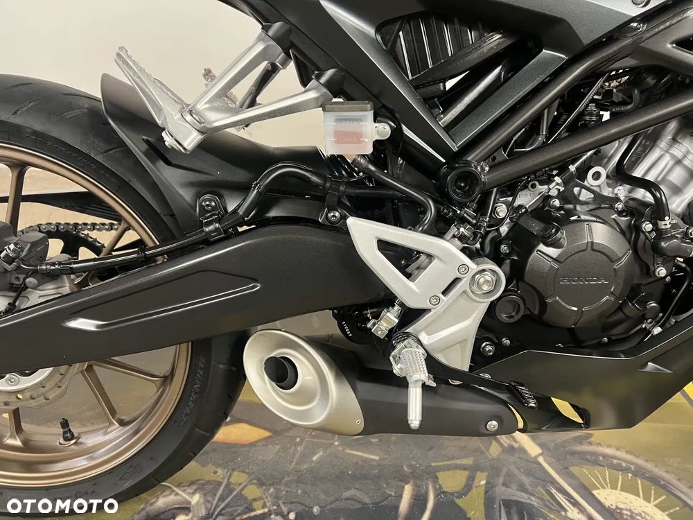 Honda CB - 15