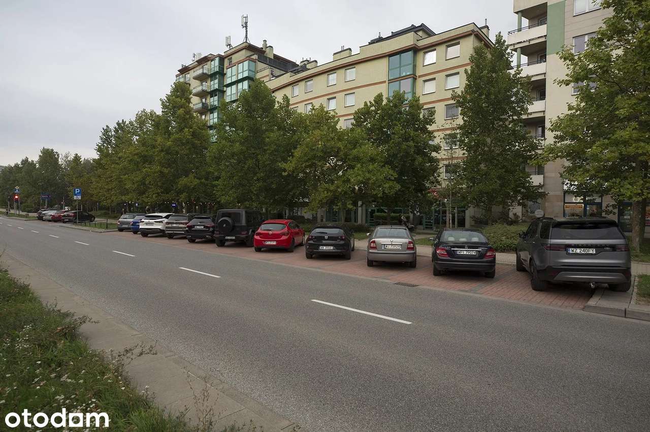 41 m2, 2 oddzielne pokoje, oddzielna kuchnia, metro Kabaty | balkon