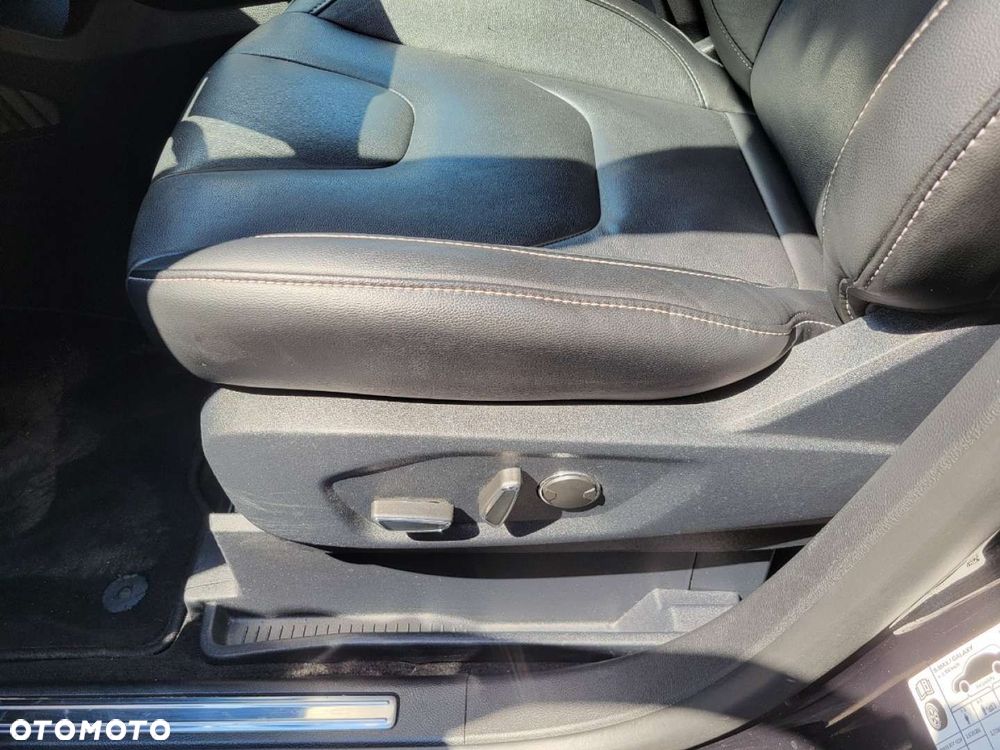 Ford S-Max - 24