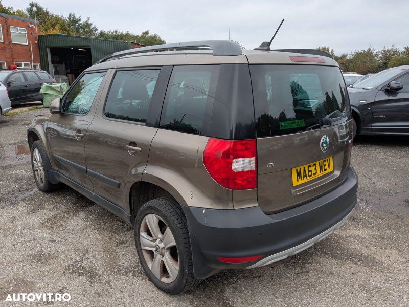 Dezmembrari / Dezmembrez Skoda Yeti (5L) 2.0 TDI CFHA cutie viteze manual cod culoare LF8N - 6