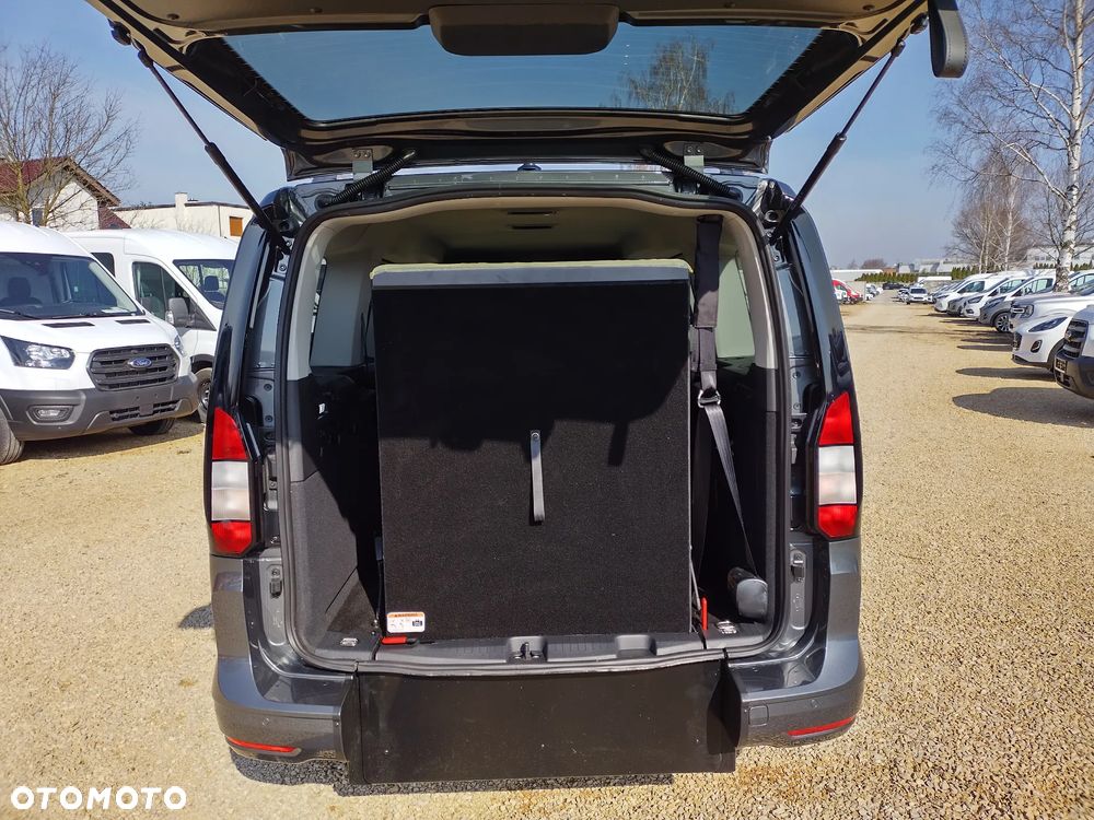 Ford Tourneo Connect Grand - 5