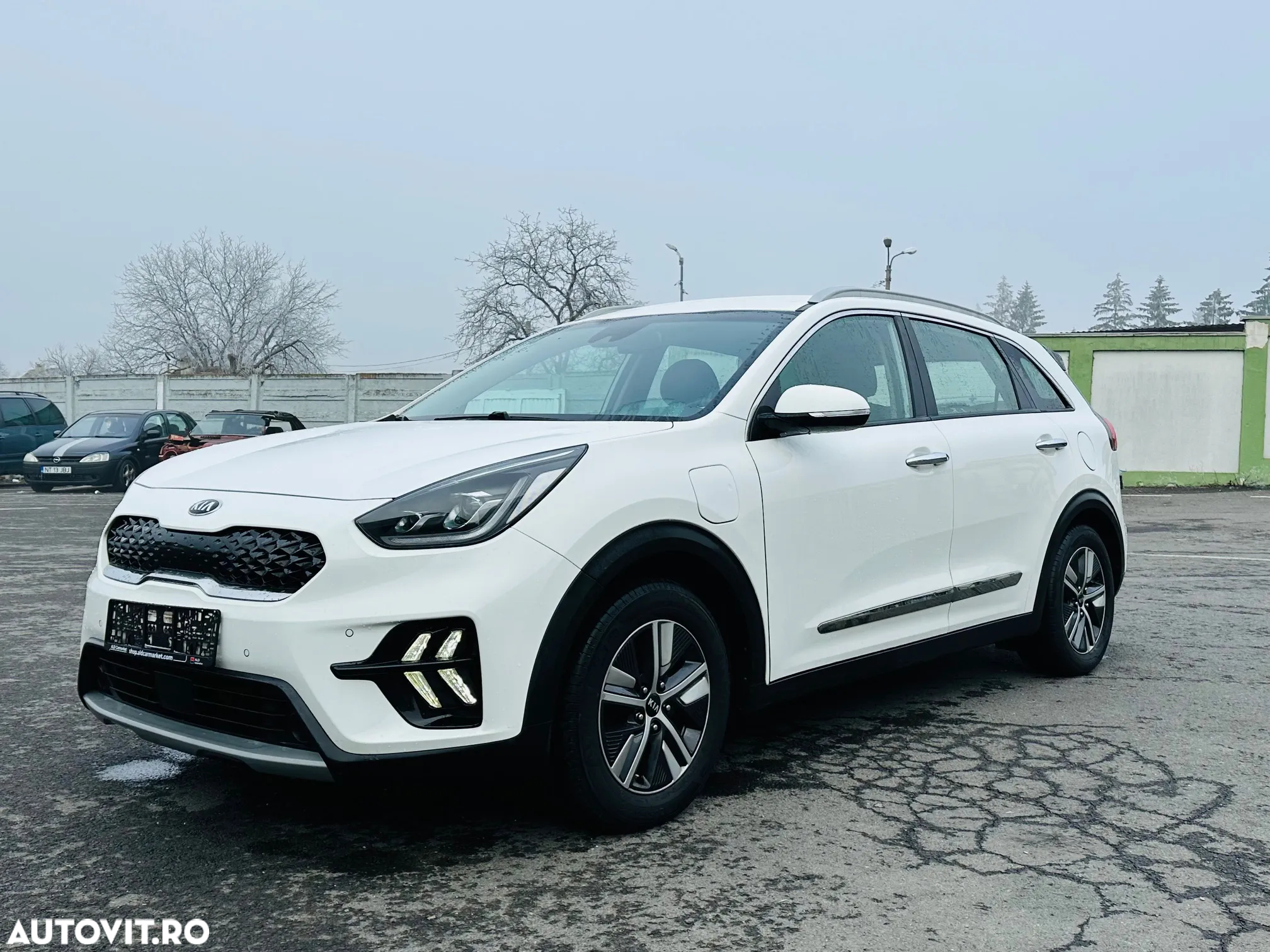 Kia Niro 1.6 GDI PHEV 2WD Aut. Vision - 22