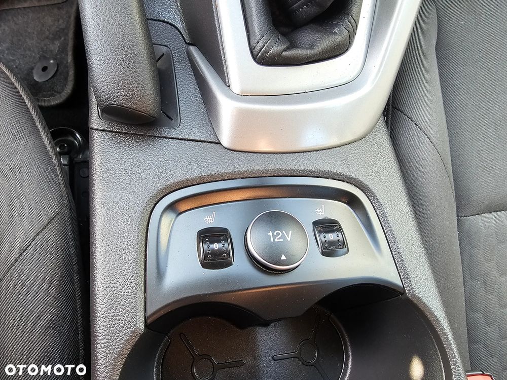 Ford Focus 1.0 EcoBoost Trend - 33