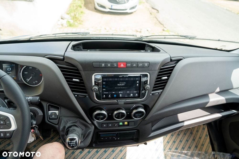 Iveco Daily 70C18 - 13