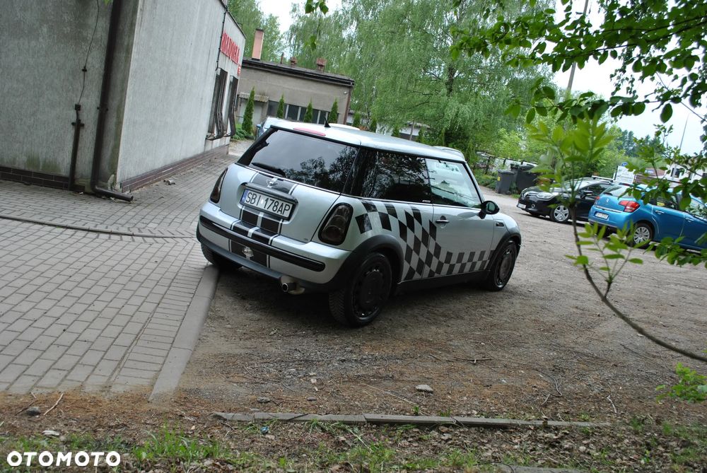 MINI ONE - 27