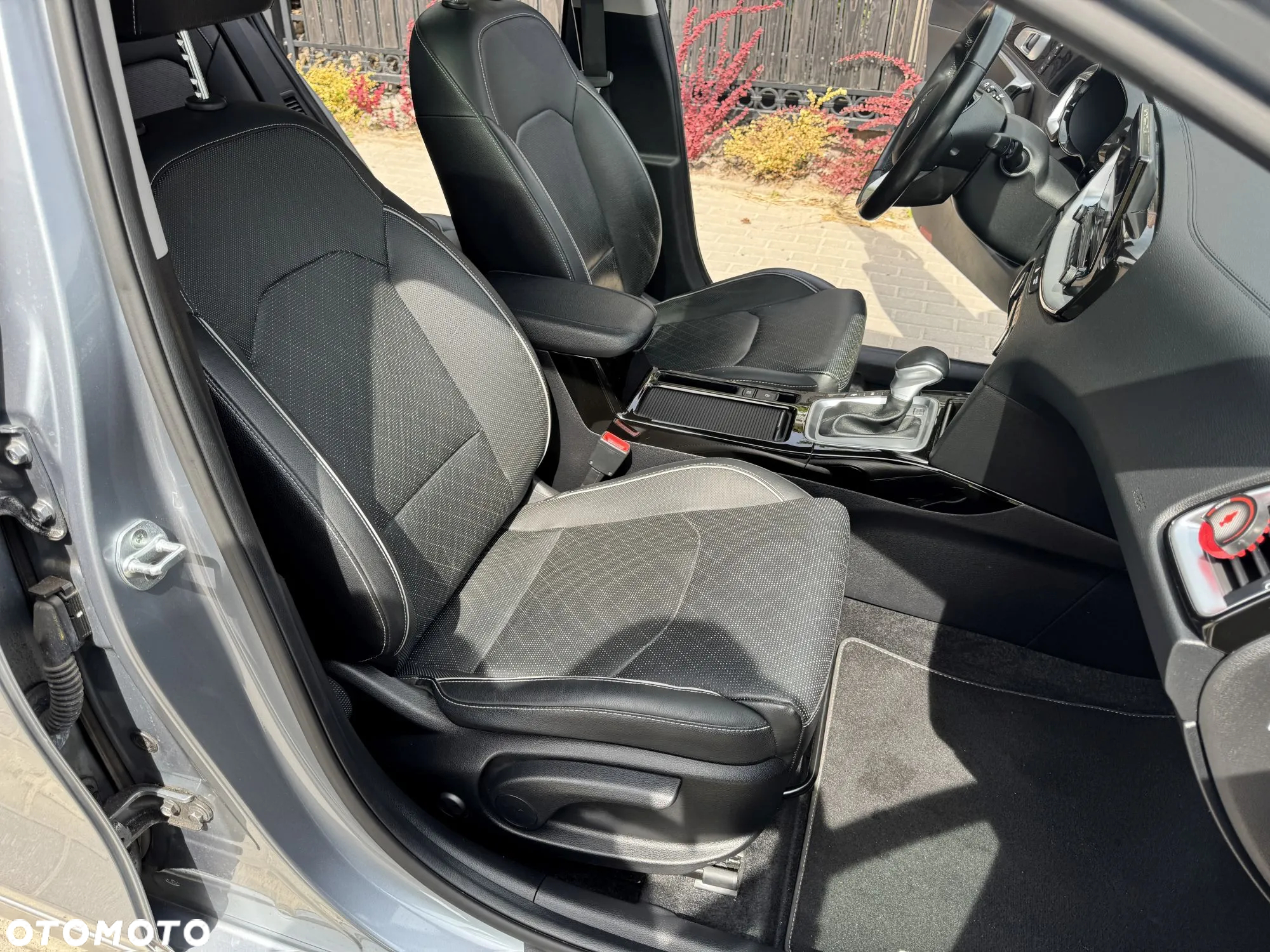 Kia Ceed SW 1.6 GDI DCT OPF Plug-in-Hybrid Platinum Edition - 23