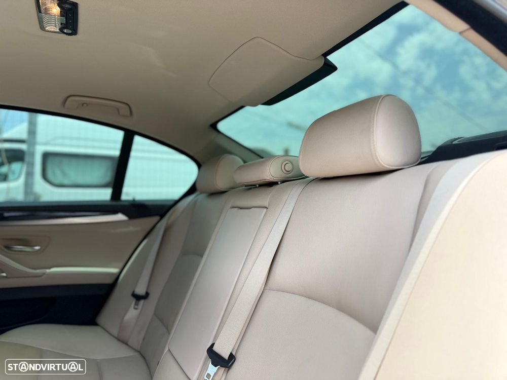 BMW 520 d Exclusive Auto 123g - 20
