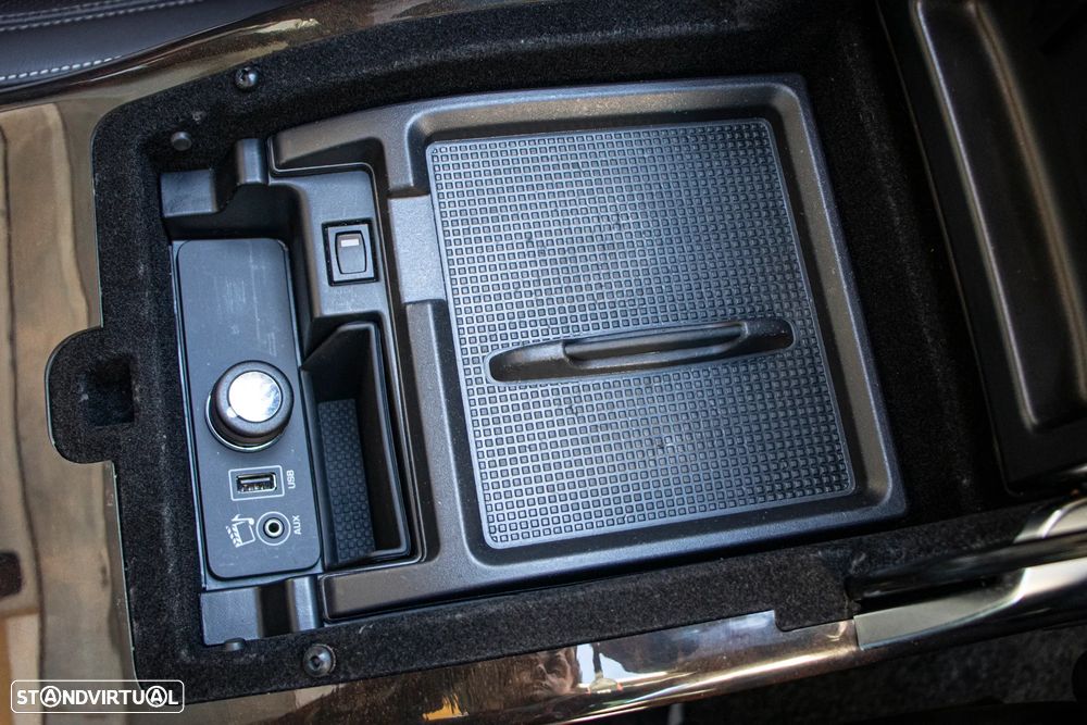 Land Rover Range Rover 3.0 TDV6 Autobiography - 37