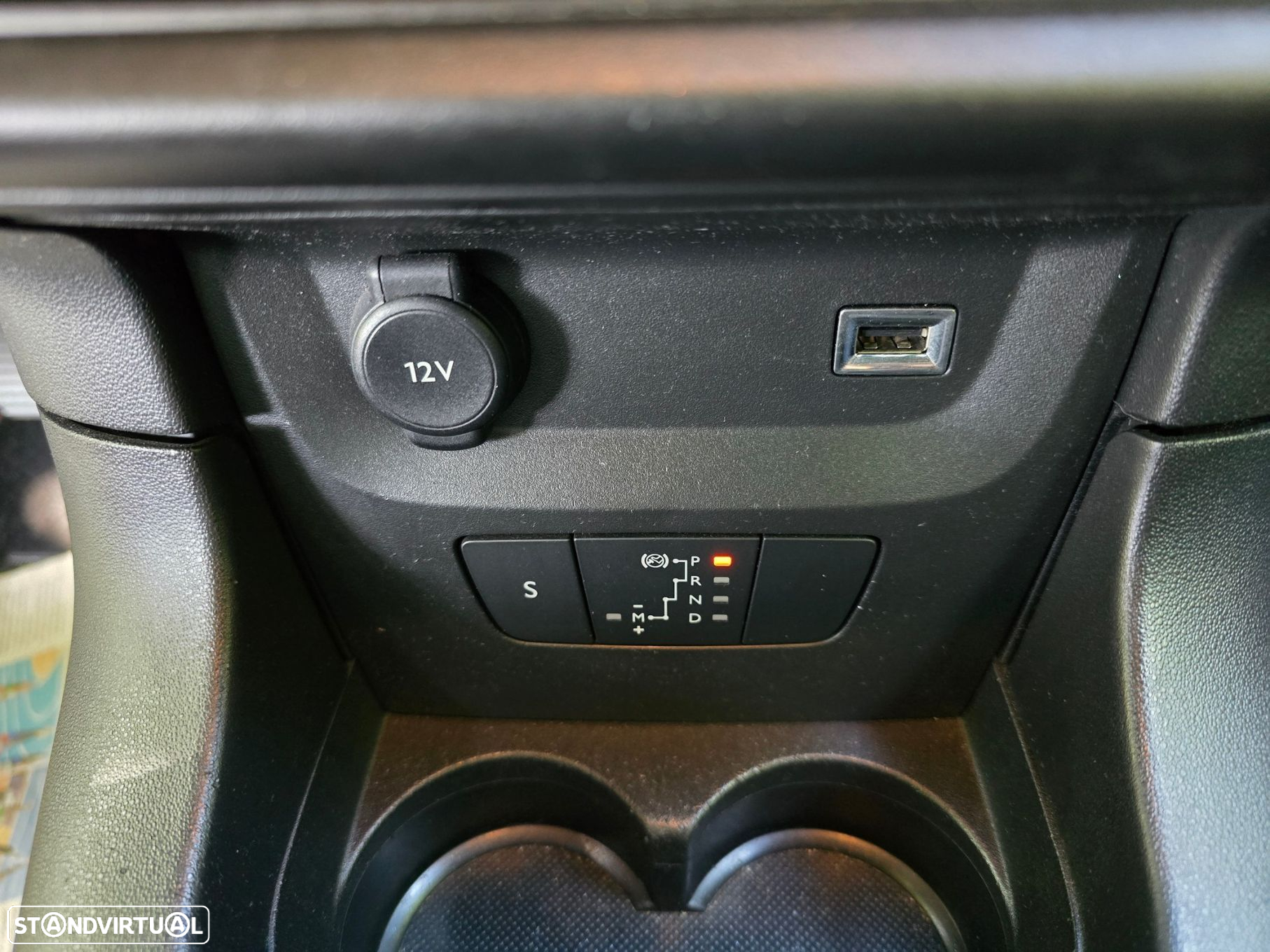 Citroën C3 1.2 PureTech Shine EAT6 - 15