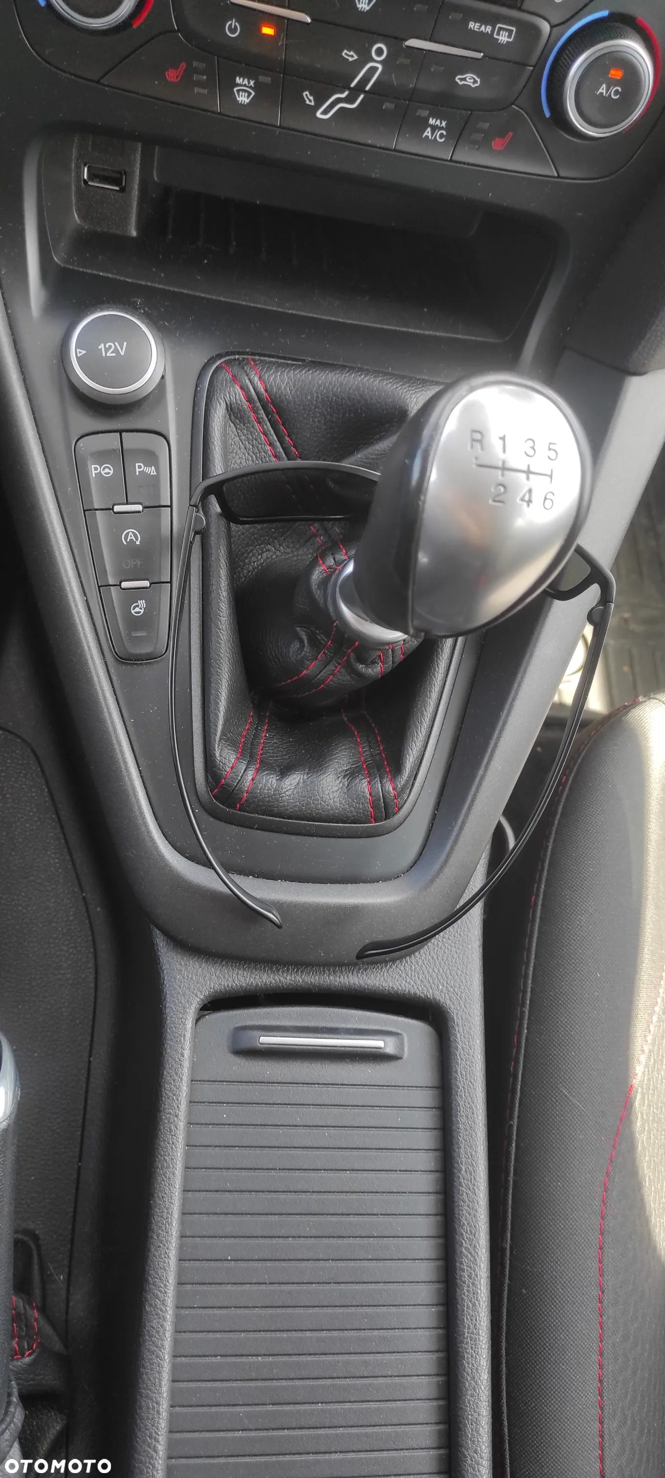 Ford Focus 1.5 EcoBoost Red Edition ASS - 27