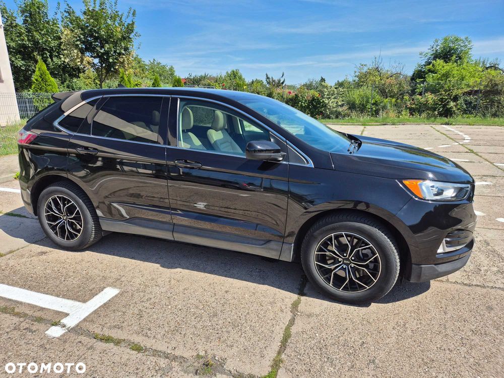 Ford Edge - 3