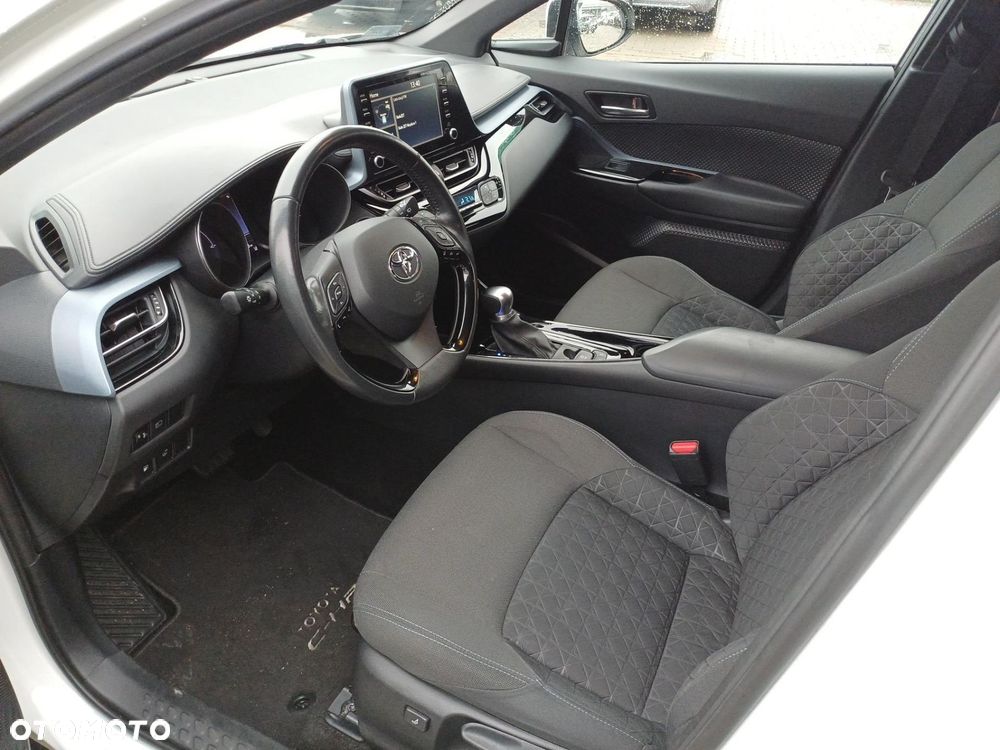 Toyota C-HR - 9