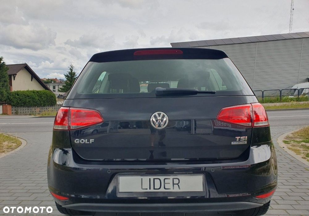 Volkswagen Golf - 18