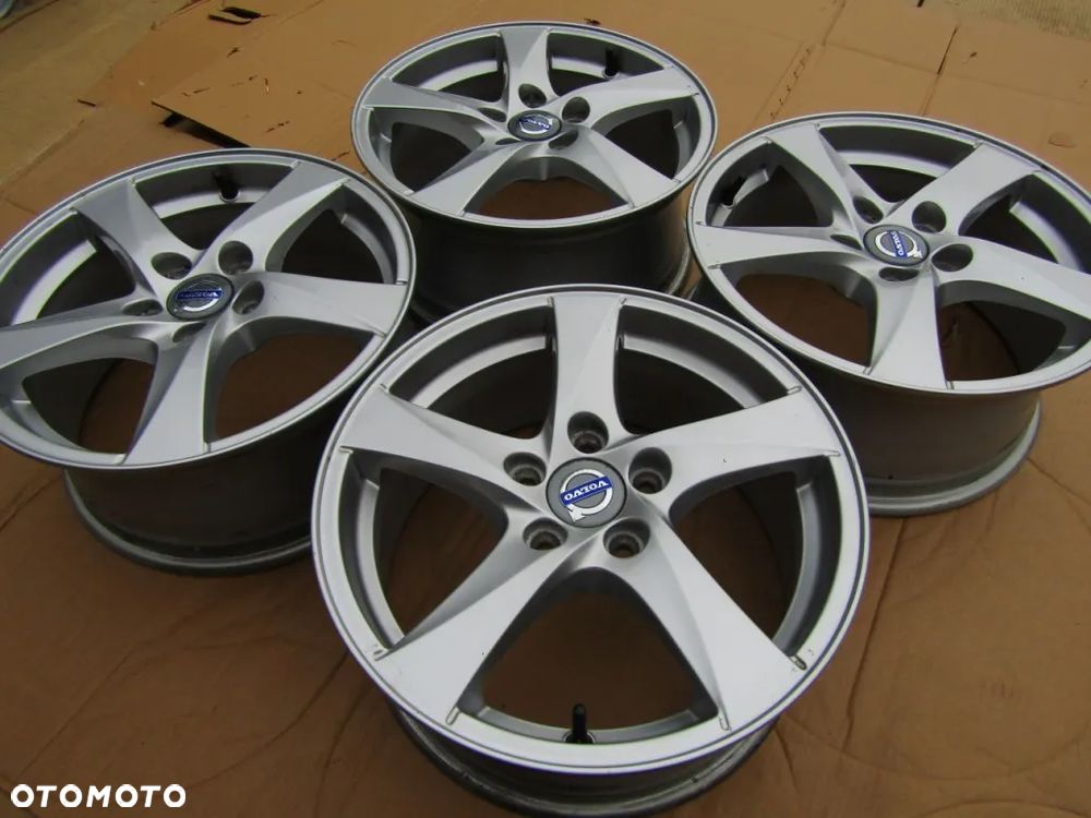 4x Felgi 16 Ford Volvo V60 S60 S80 V70 C30 V40 V50 7j 5x108 ET50 - 18