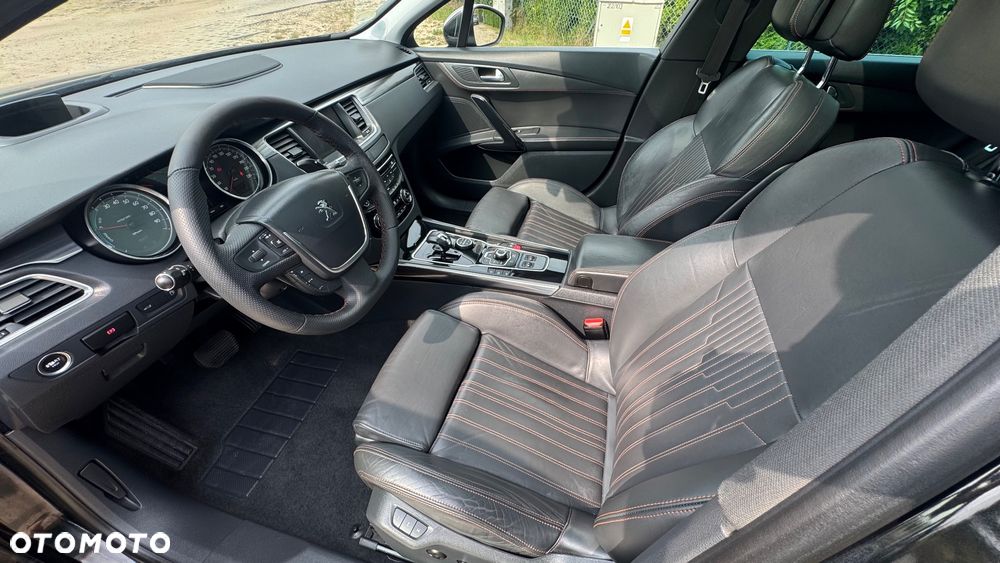 Peugeot 508 RXH Hybrid4 - 8