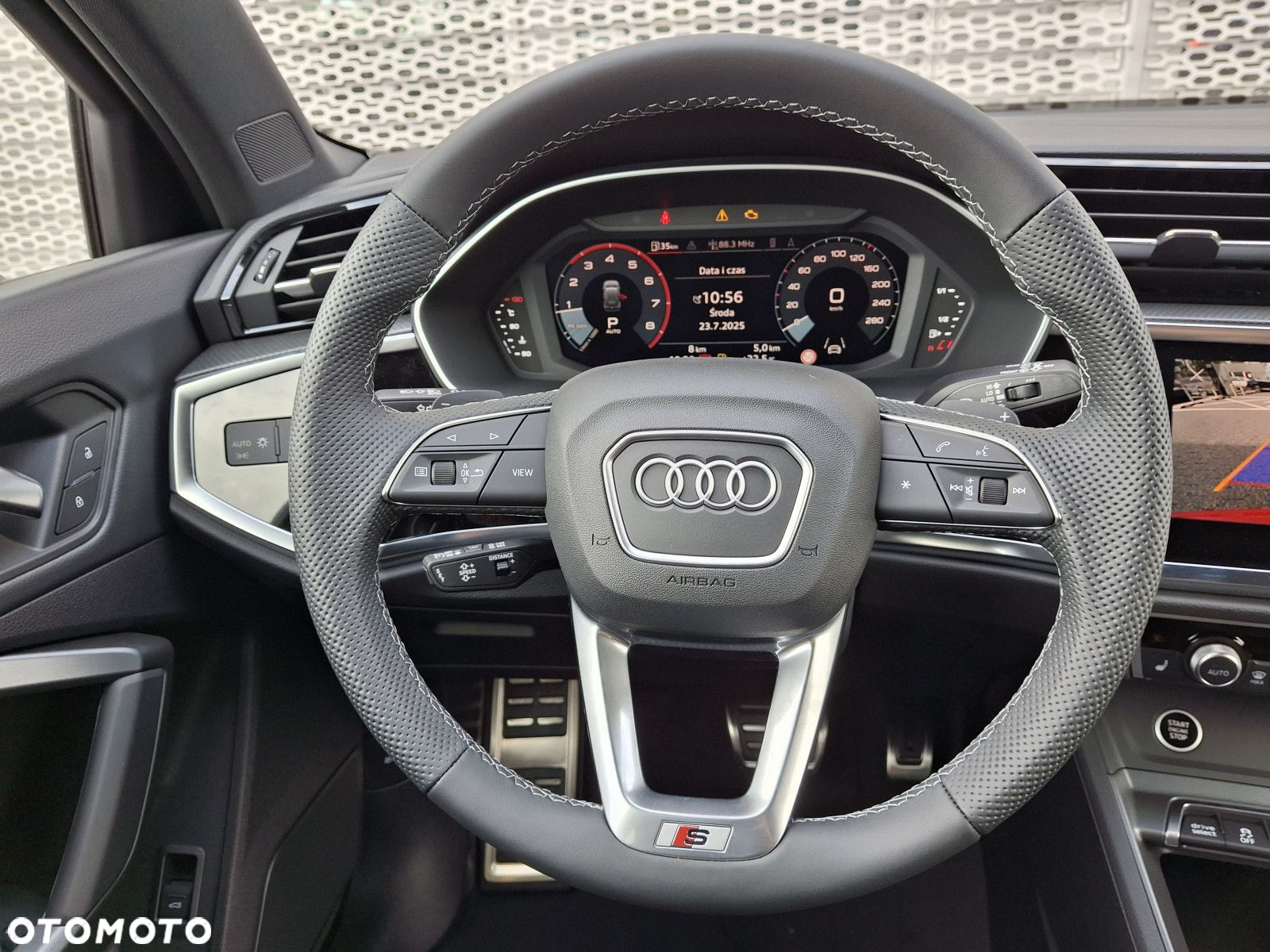 Audi Q3 - 22