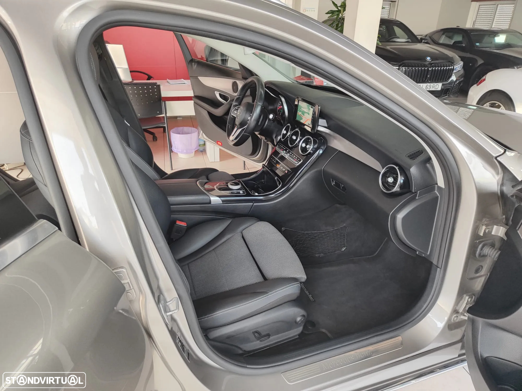 Mercedes-Benz C 300 de Avantgarde - 16