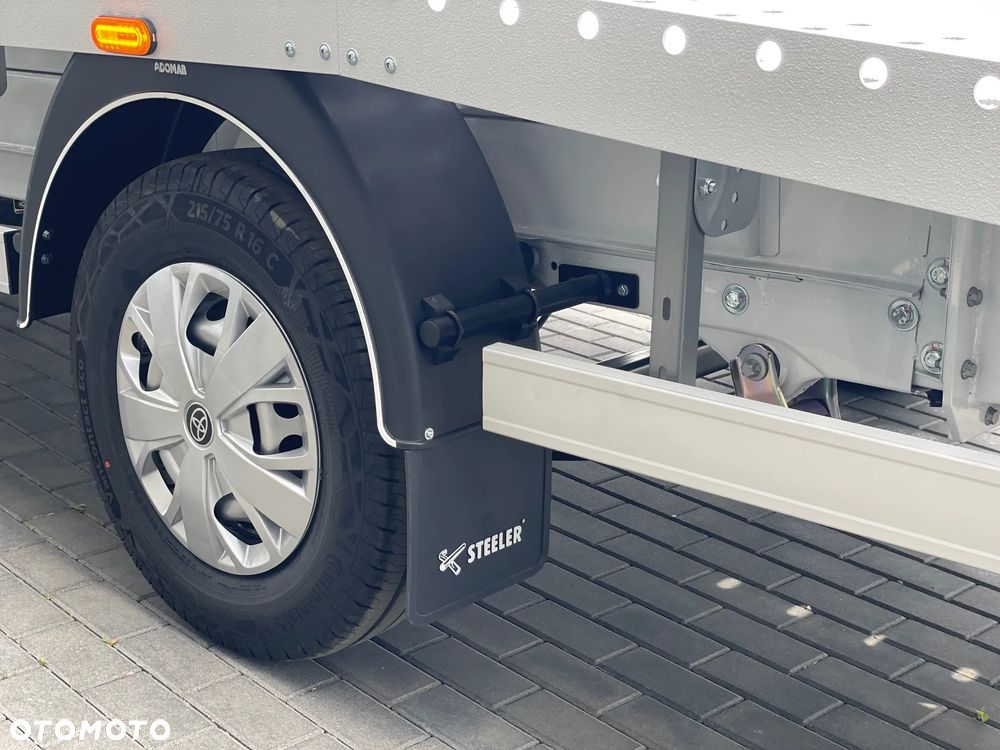 Toyota Proace MAX - 21