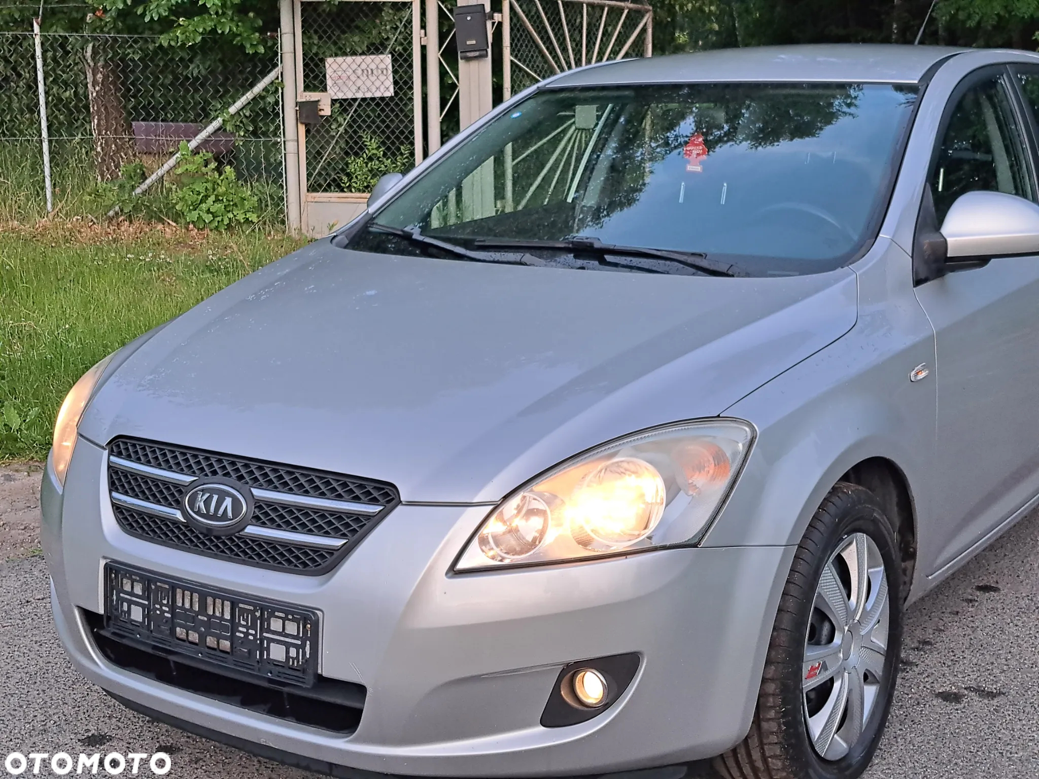 Kia Ceed - 21