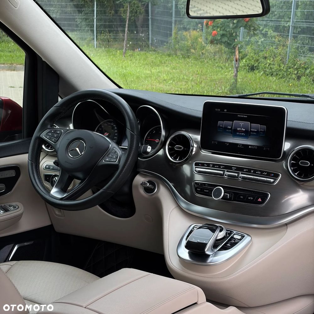 Mercedes-Benz Klasa V 300 d Extralang 9G-TRONIC Avantgarde Edition Edition 19 - 20