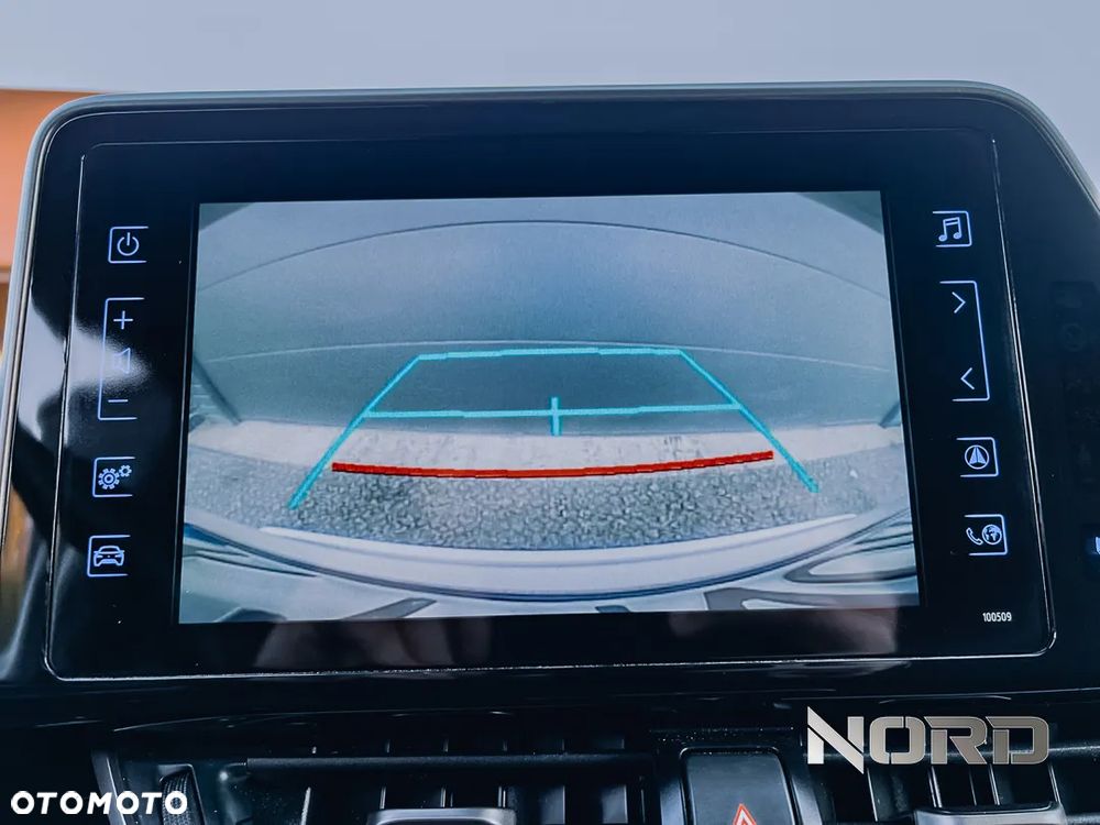 Toyota C-HR 1.8 Hybrid Premium - 18