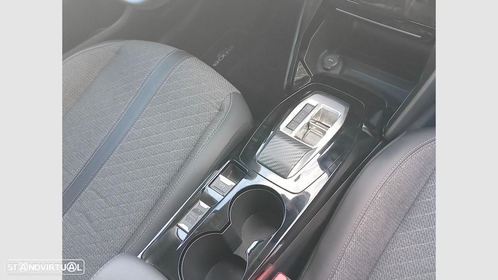 Peugeot 208 1.2 Hybrid Allure e-DCS6 - 23