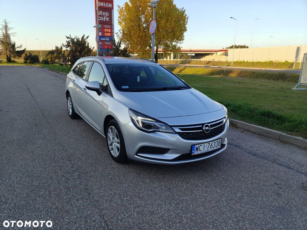 Opel Astra 2018 photo 2