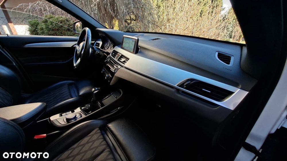 BMW X1 xDrive18d Sport - 25