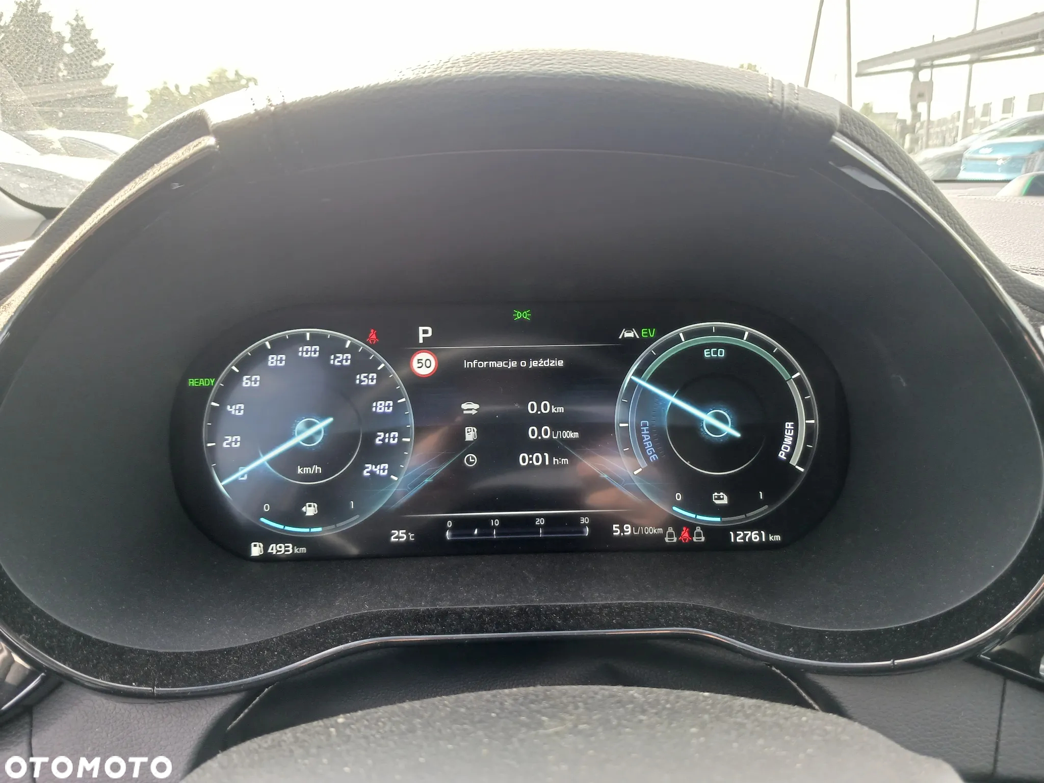 Kia XCeed - 8