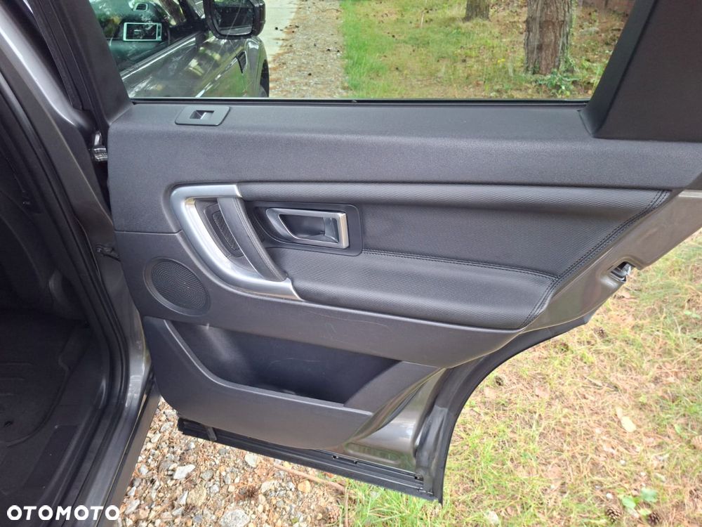 Land Rover Discovery Sport D180 R-Dynamic HSE - 18