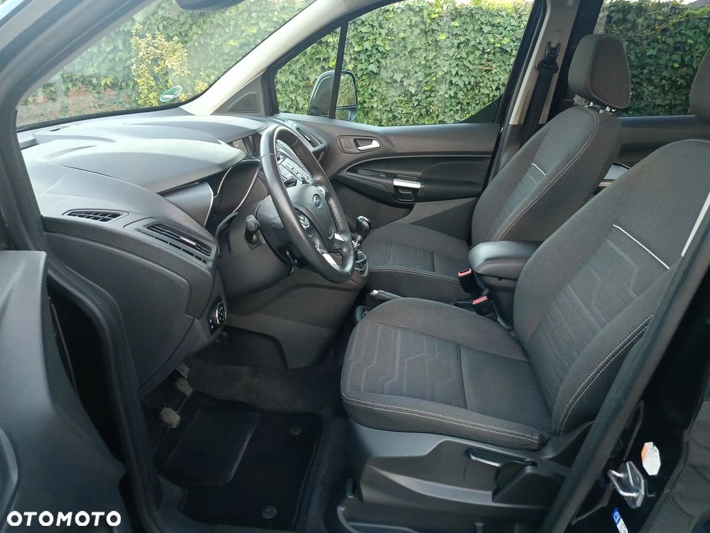 Ford Tourneo Connect Grand - 8
